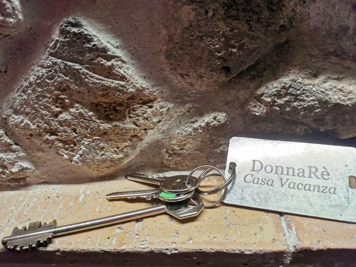 Donnare Casavacanza - Historic Center Of เนเปิลส์ ภายนอก รูปภาพ